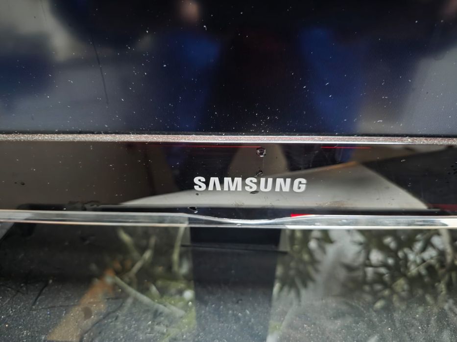 Vand tv Samsung diagonala 81 cm