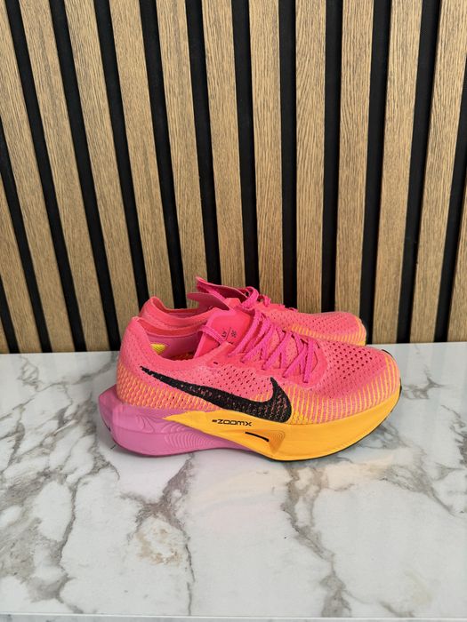 Adidasi nike zoom