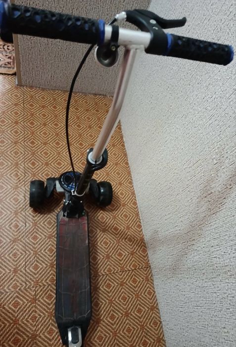 Самокат детский.