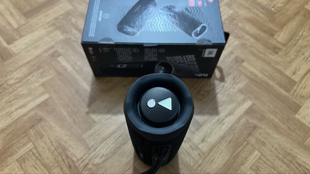 Портативная колонка