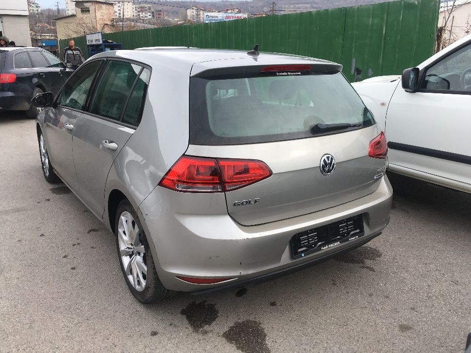 Фолксваген голф7 1.6тди автомат на части. гр. Дупница • OLX.bg