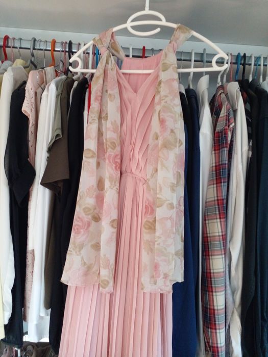 Vand rochie de seara