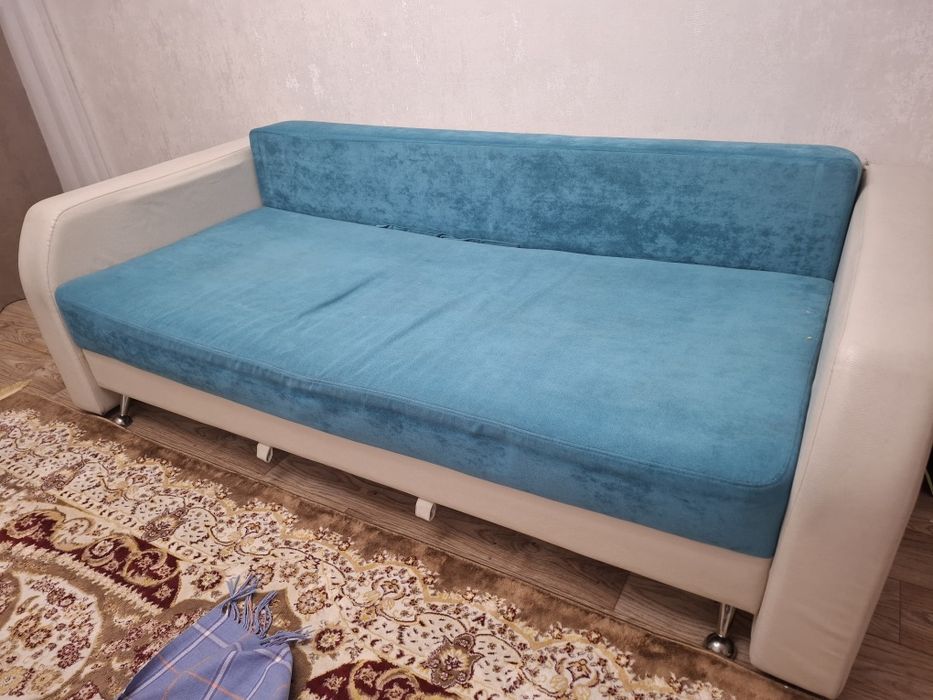 Диван в отличном состоянии