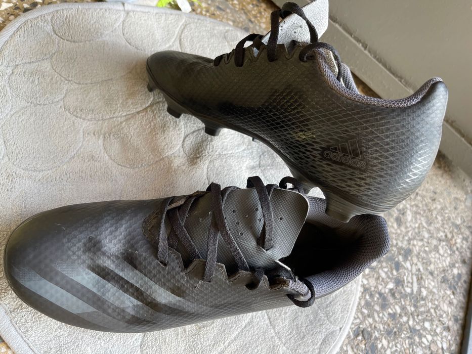 Футболни бутонки