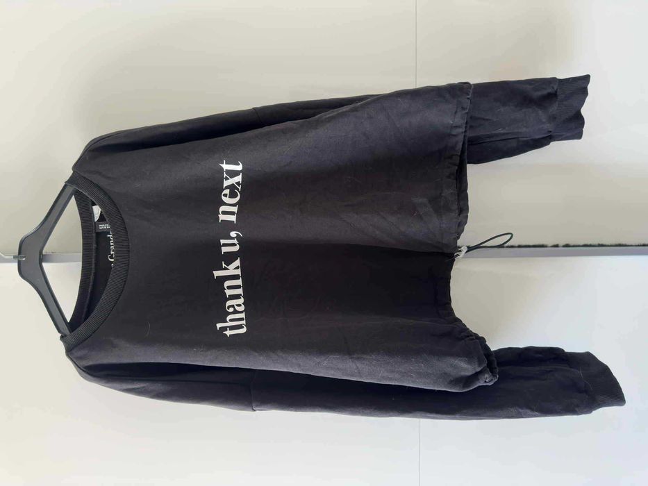 Ariana Grande Oficial Hoodie XL