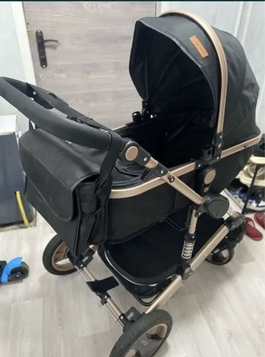 Продам черную коляску зима-лето