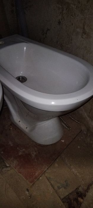 Продам Биде состояние отличное