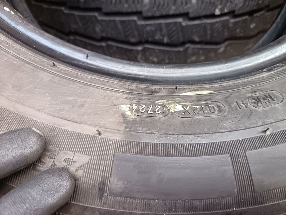 Anvelope MS iarna 235 65 16c Michelin 2024 5mm indice 121/119