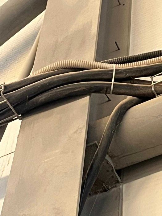 Продам щиток кабель в отличном состояний