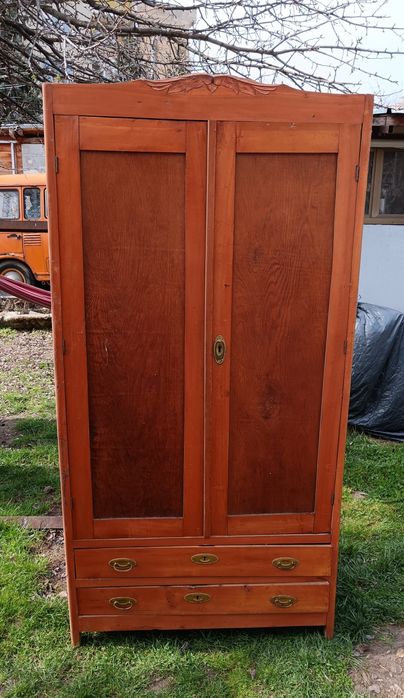 Ретро гардероб от 1946 г.