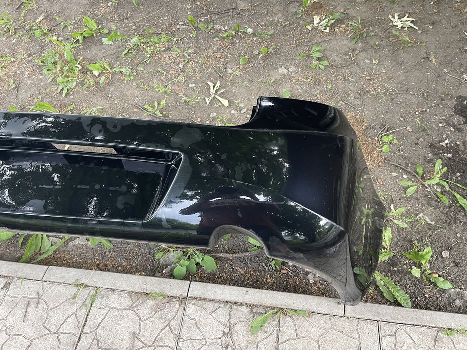 Продам передний и задний бампер Лада Гранта