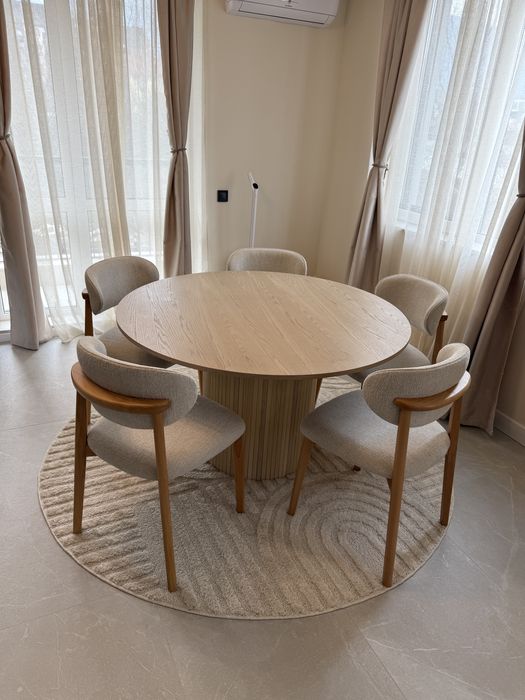 Трапезна маса с 5 стола