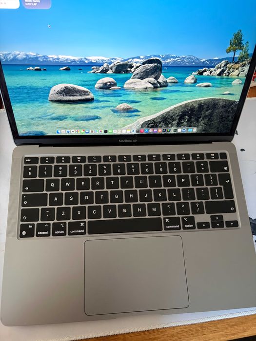 MacBook Air M1 Space Grey - Baterie 99% (Ca Nou) - 8GB RAM/256GB SSD