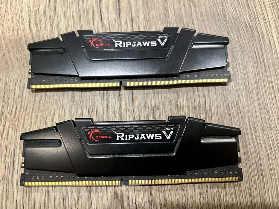 Memorie RAM 32GB - DDR4 -4000Mhz G-Skill RipJaws