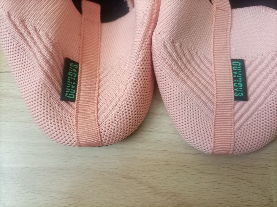 Дамски текстилни обувки