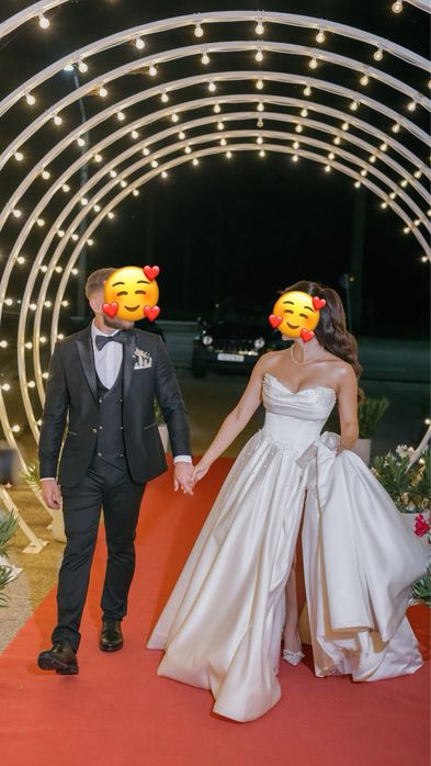 Vând rochie de mireasă, marime S!!
