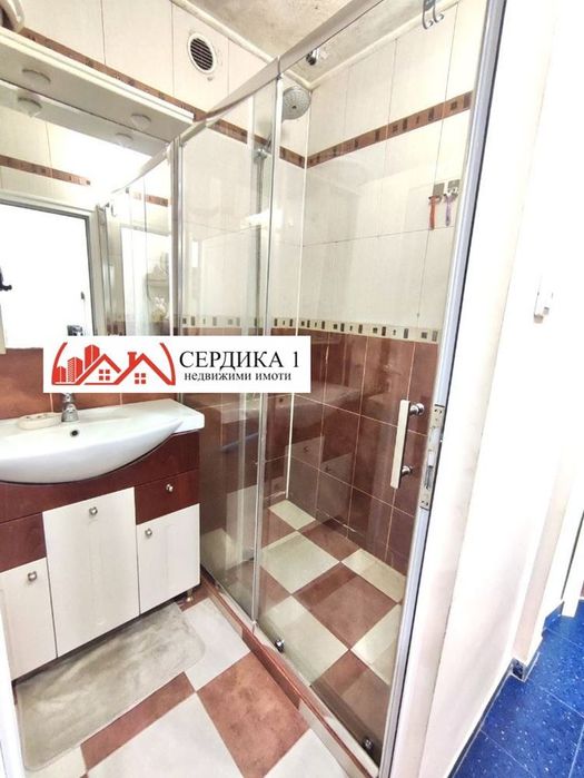 Продава се Тристаен апартамент в София, Надежда 4 - 52 кв.м за 3058 €/кв.м - Снимка #11