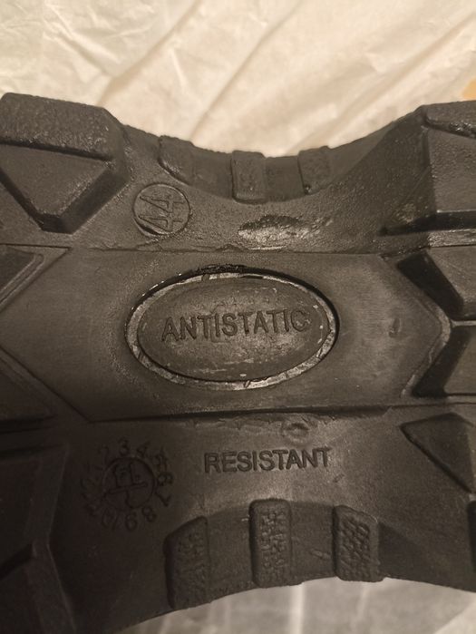 Защитни работни боти II категория