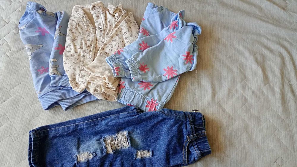 Лот дрехи за момиченце с номерация от 56 до 86