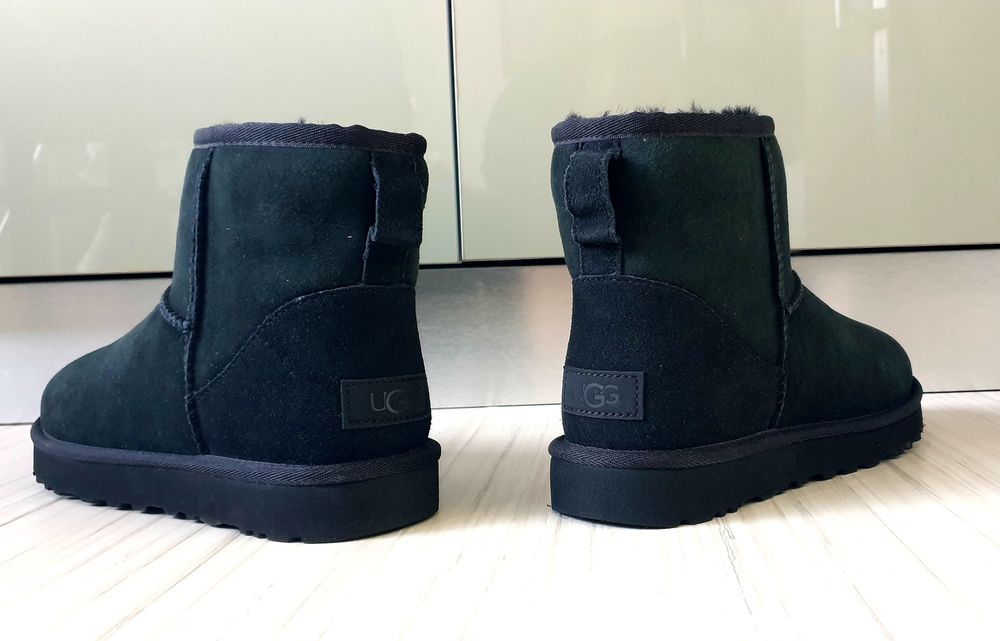 UGG Classic Mini UK 6 US 8  39/25см НОВО! ОРИГИНАЛ Дамски Зимни Ботуши