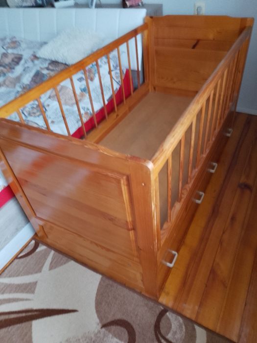 Детско легло - дървесина
