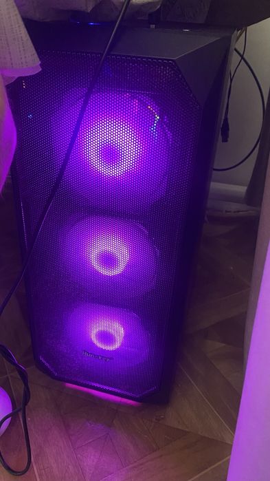 Компьютер настрольный игровой