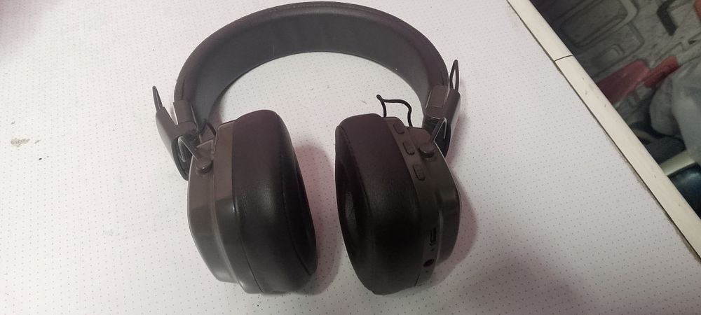 наушники Маршалл