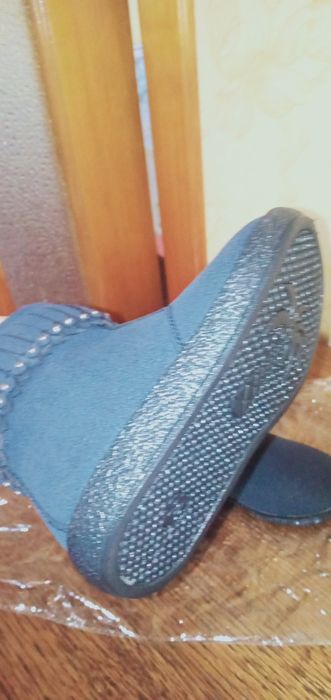 Ботинки осень- весна на девочку