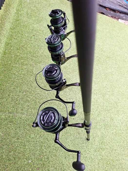 Set 4 Lansete SuperPoint 3.90m 4.5 lbs 2seg + 4 TM 12000 14+1 Rulmenti