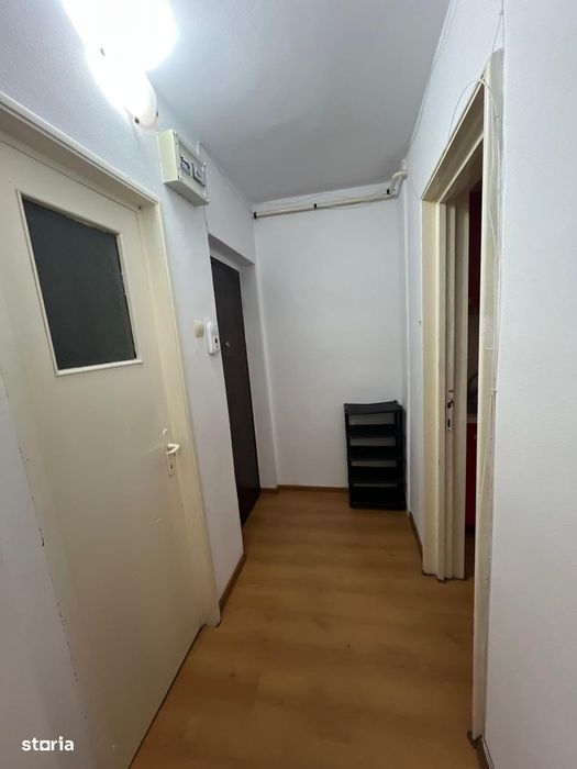 DE INCHIRIAT Apartament cu 2 camere Tiglina 2 etaj 4 pret 350 euro