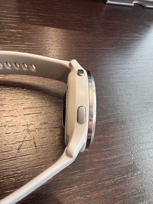 Часы Garmin Venu 2S