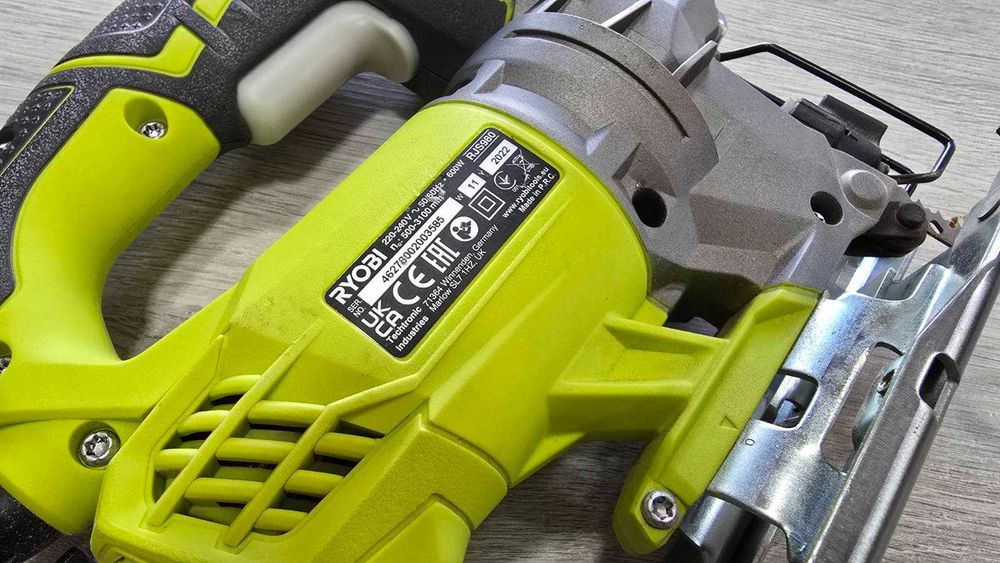 Прободен трион RYOBI RJS980  600W