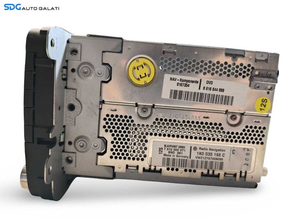 Unitate Radio CD Player Multimedia Navi Navigatie Map Volkswagen Golf 5 Plus 2004 - 2008 Cod 1K0035198C [LS0659]