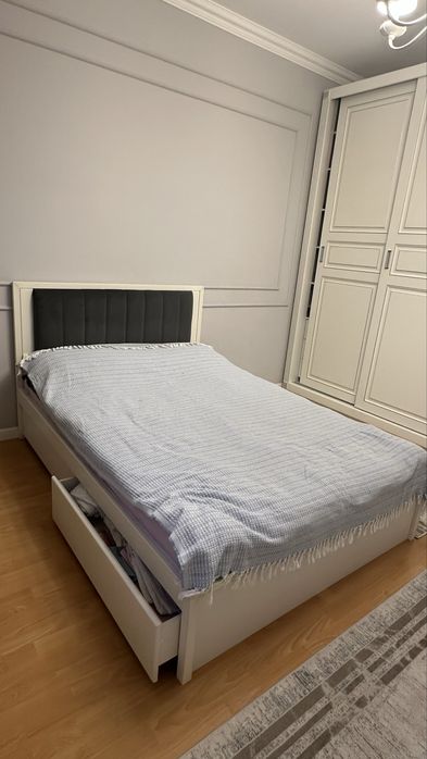 Кровать полуторка