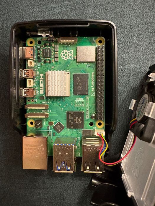 Raspberry Pi 5 8GB + кейс