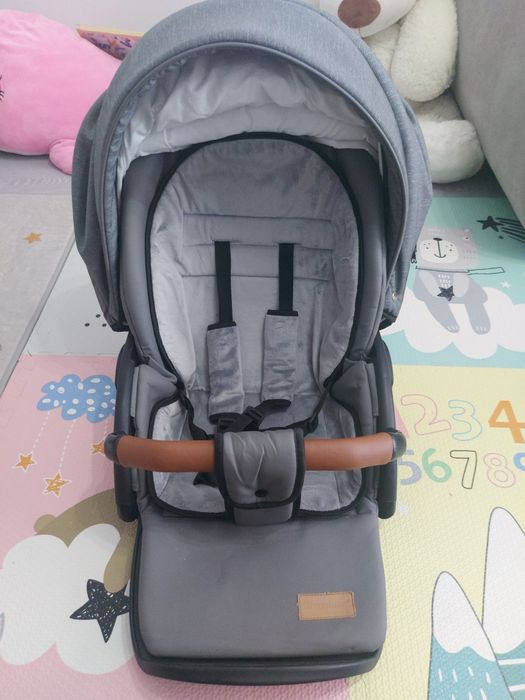 Cărucior Krausman Nexxo Grey 3 în 1 - Testat ADAC + Husă Scoică Auto