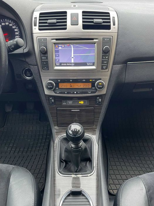 Toyota Avensis, Xenon, Piele, Navi