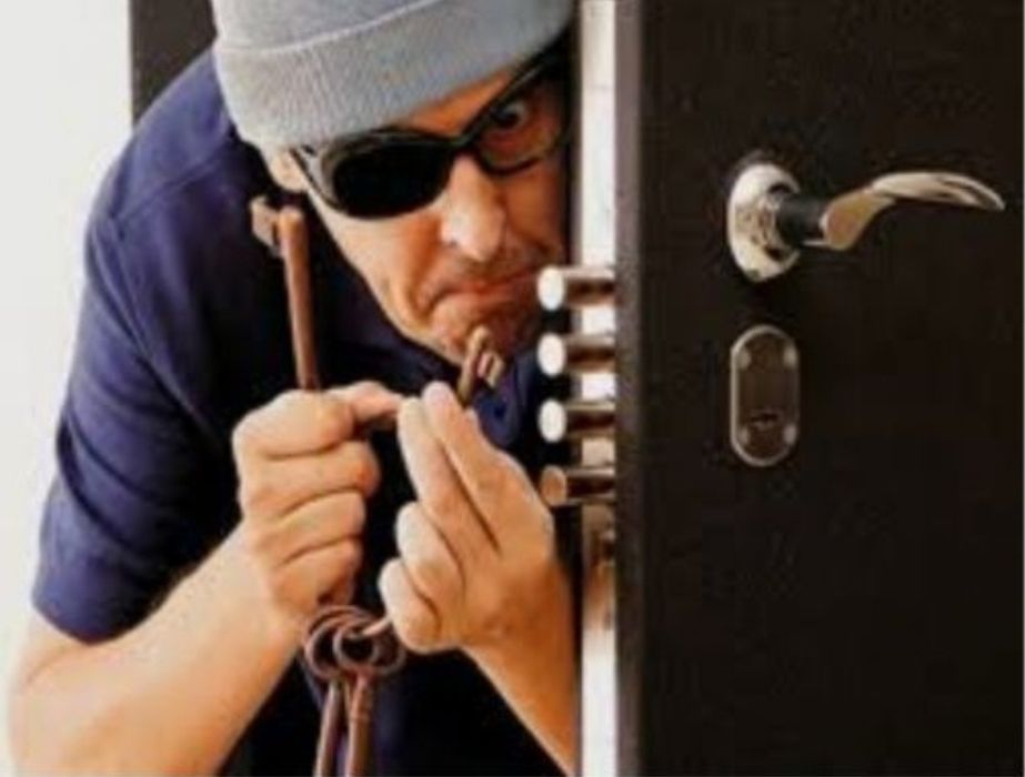 Не дорого. Вскрытие замка. Установка замка. Замена замка. Врезка замка