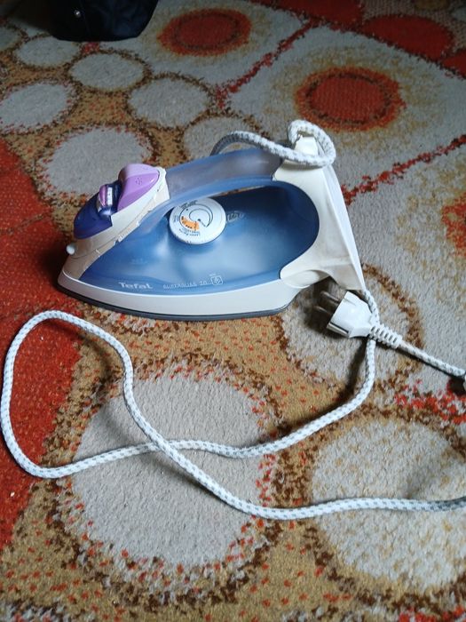 Fier de călcat Tefal funcționabil