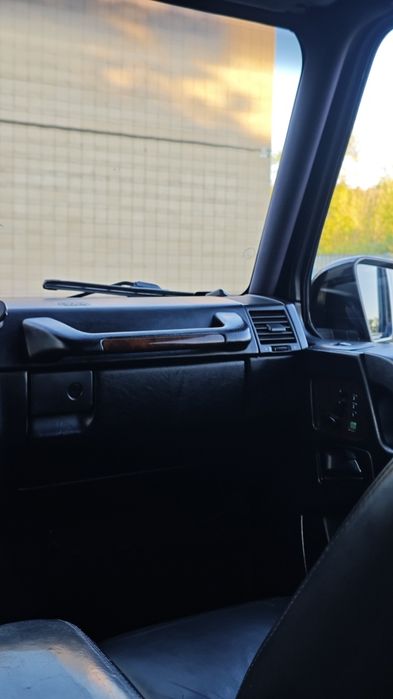 Продам Mercedes G55