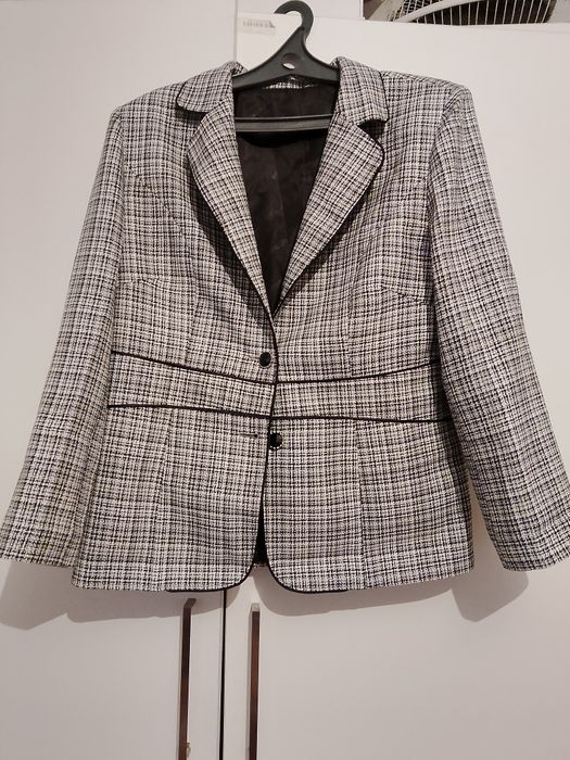 Продам женские платье