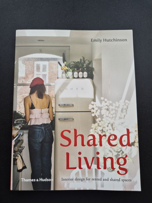 Carte 'Shared Living - Interior design for rented and shared spaces'