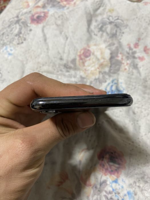 iphone x.       Айфон х.                             с.