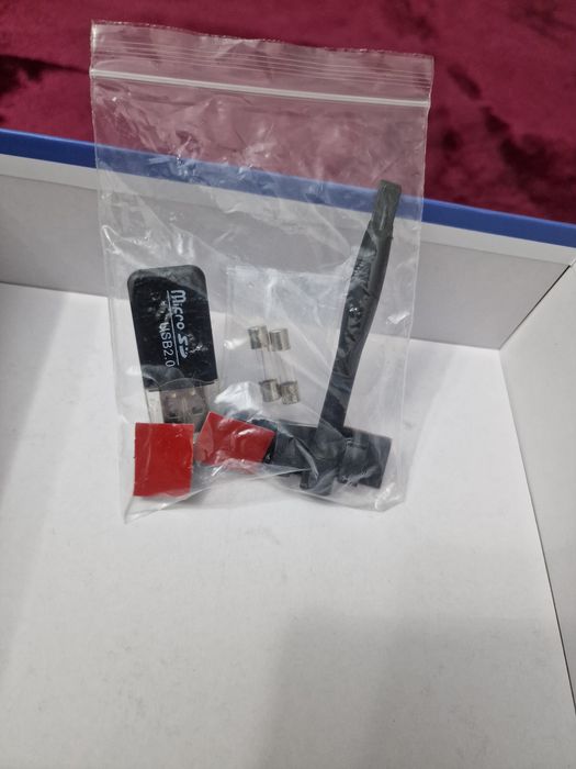 Продам видеорегистратор x-can cob 3 wifi duo