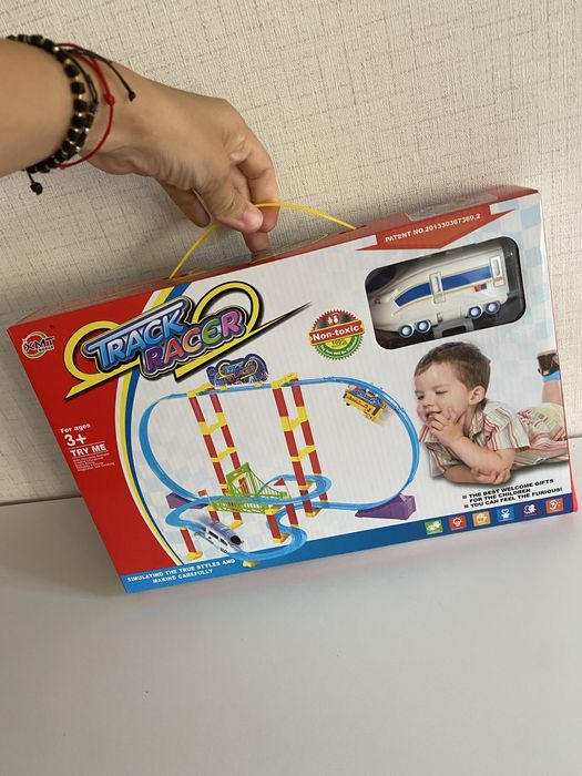 Локомотивче с 3D релсов път с лупинг, влак, релси, влакче