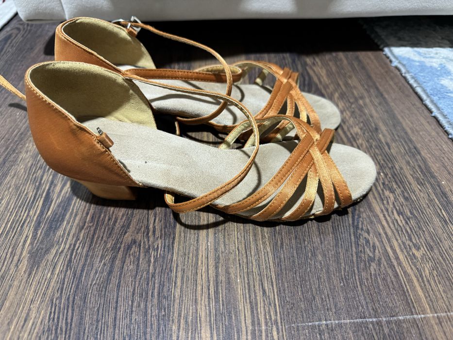 Туфли для танцев