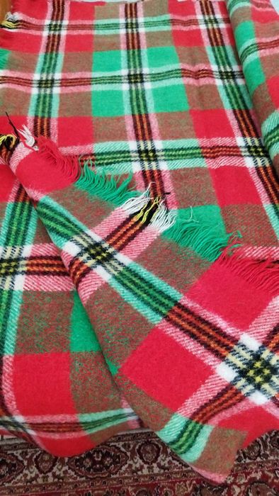 Чисто нови родопски одеала 150/200см., китеник 2 броя