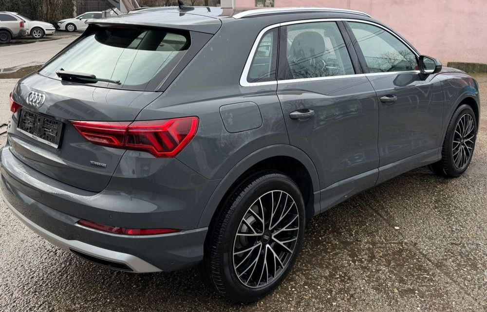 Vand AUDI Q3 35 TDI Quattro S Tronic S Line Edition 2021 FACELIFT