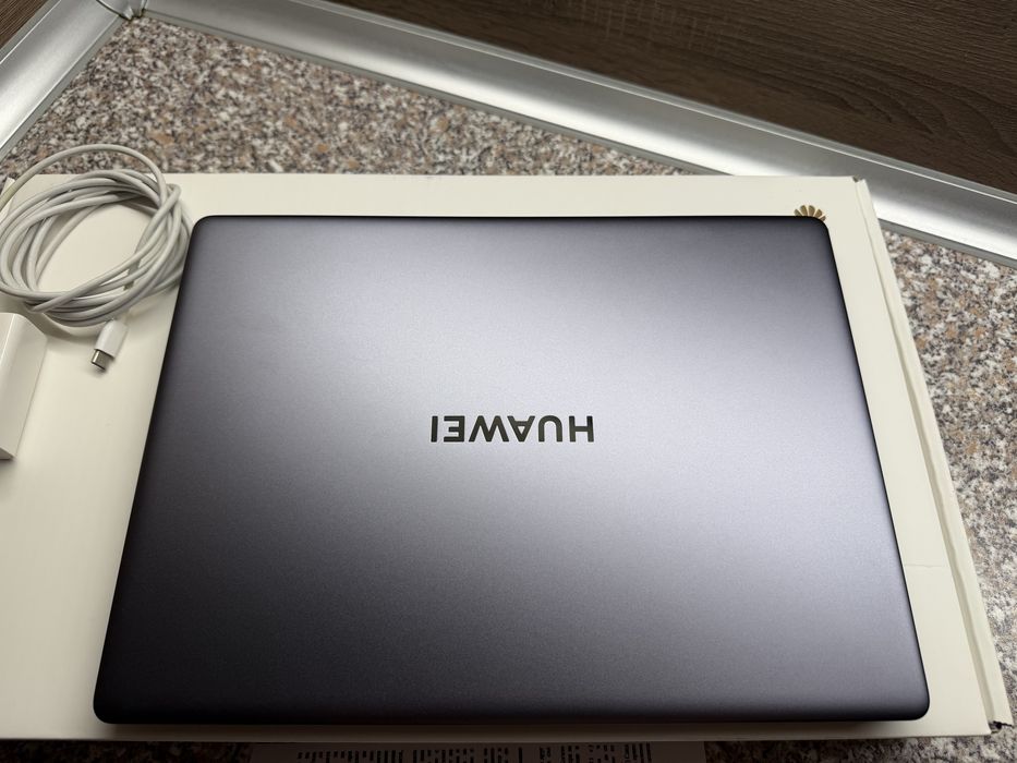 Лаптоп Huawei Matebook 14s i5 16gb RAM 512gb SSD