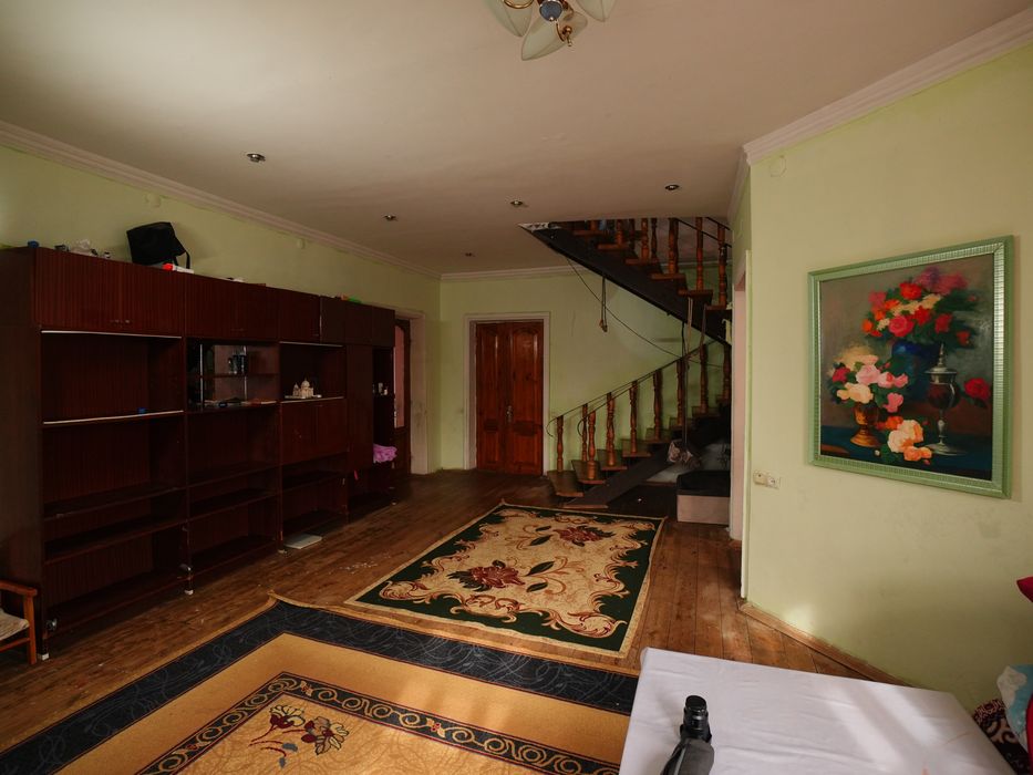 Продается дом!Срочно в хорошом районе